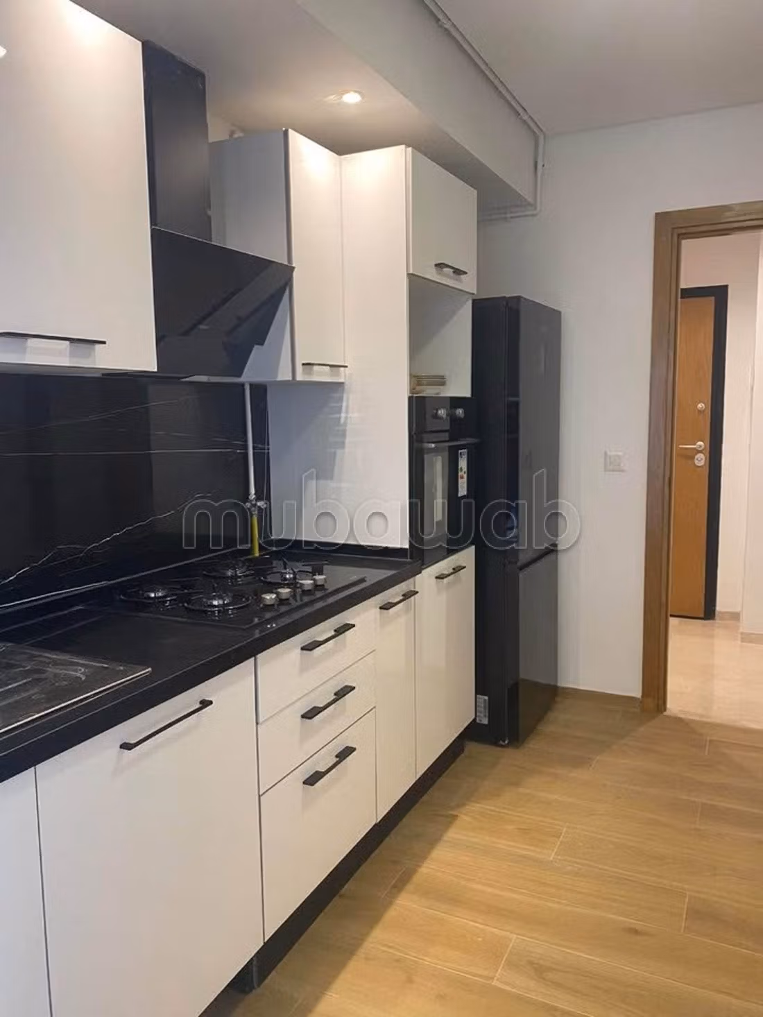 Appartamento da acquistare a Ain Zaghouan. 1 bella camera da letto. Arredato