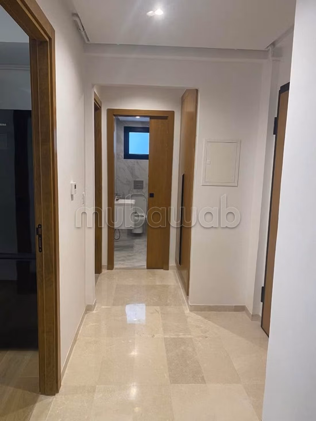 Appartamento da acquistare a Ain Zaghouan. 1 bella camera da letto. Arredato