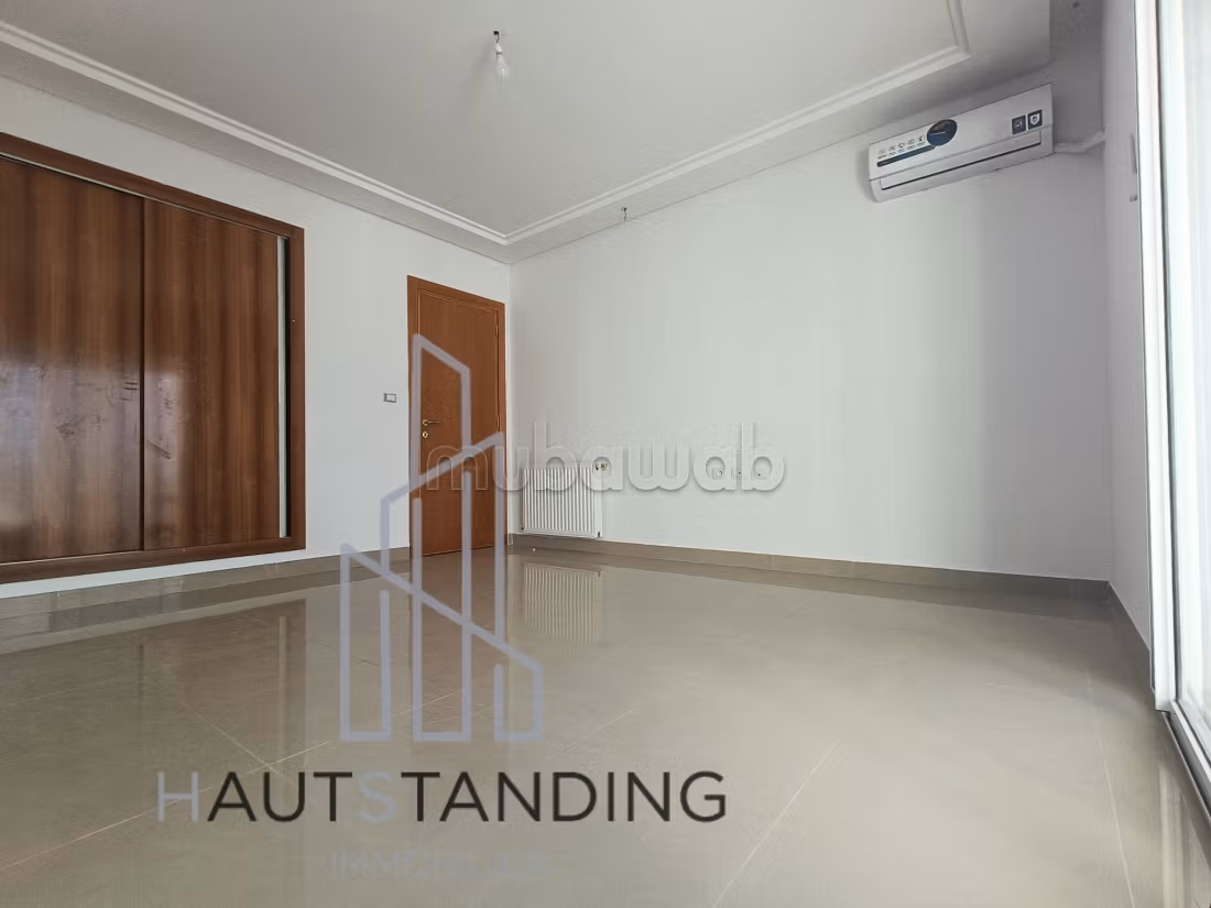 A vendre un très bel Appartement S3 à Sahloul