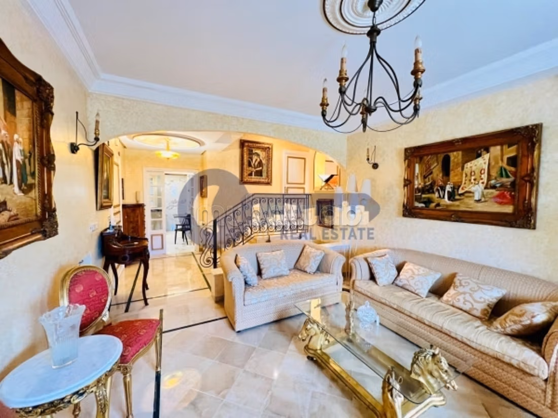 A vendre un Duplex s3 a la marsa avec terrasse