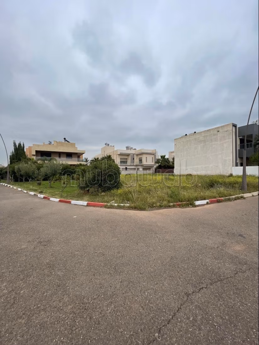 Compra venta de terrenos en Route de Tahanaout. Area 550 m²