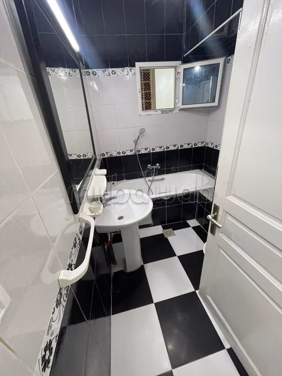 Appartement S2 aux Jardins Menzah 1