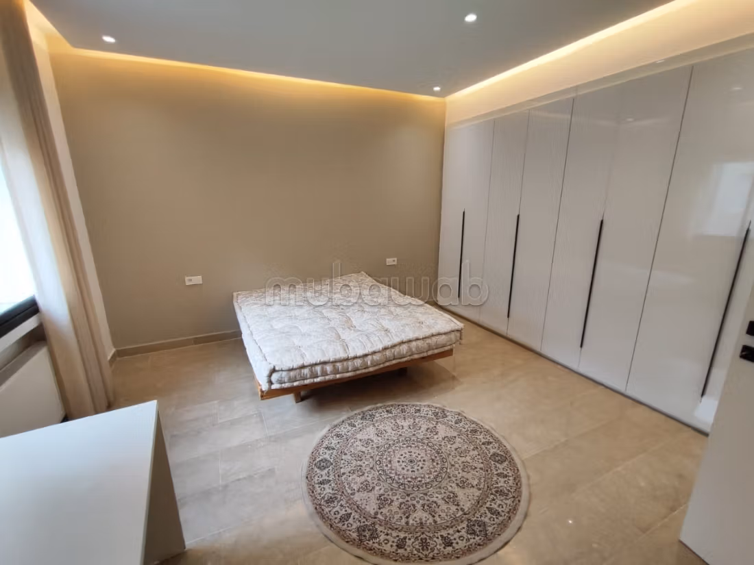A vendre un triplex avec quatre suites à la soukra