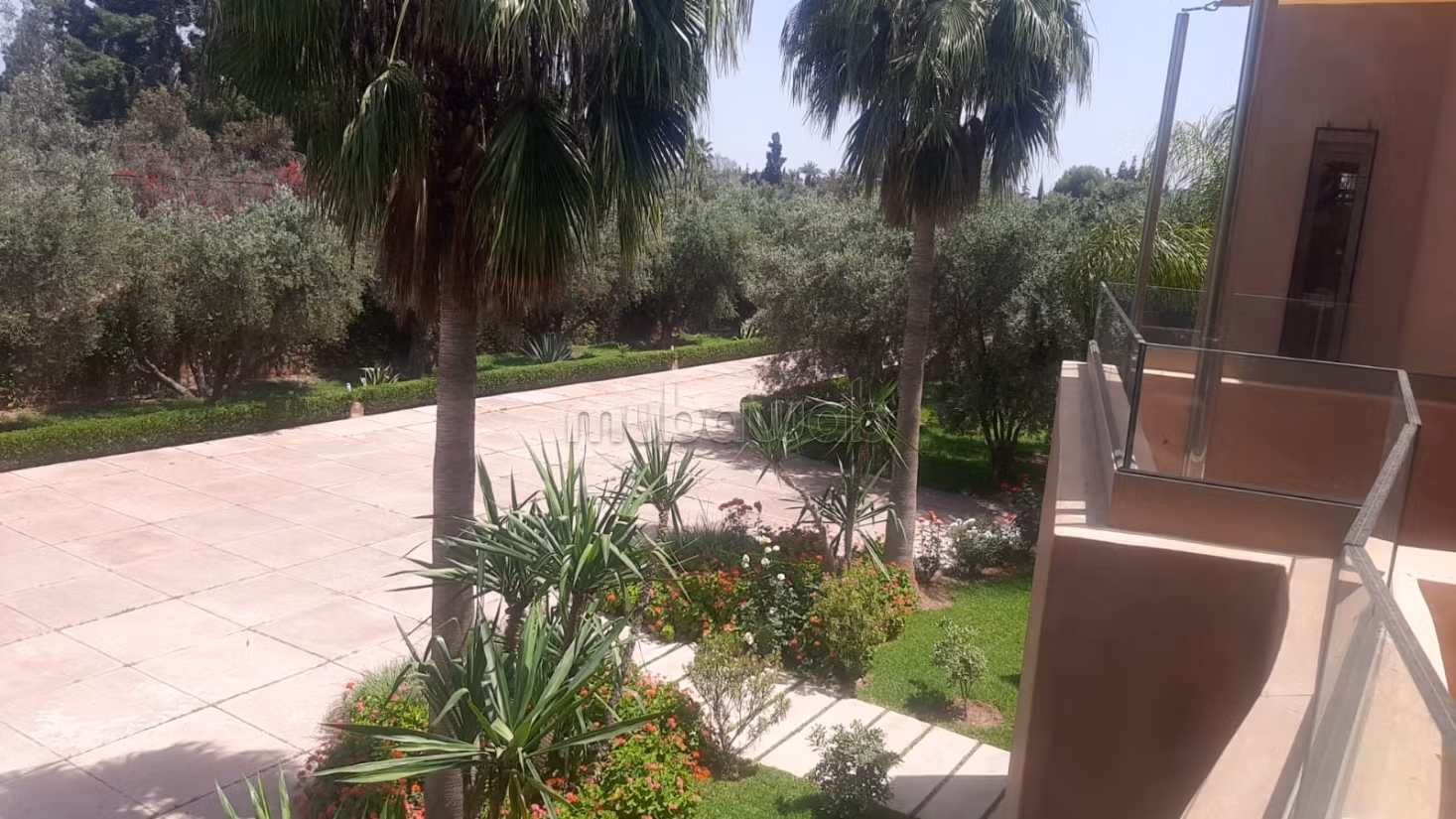 Actif immobilier rare – Palmeraie de Marrakec