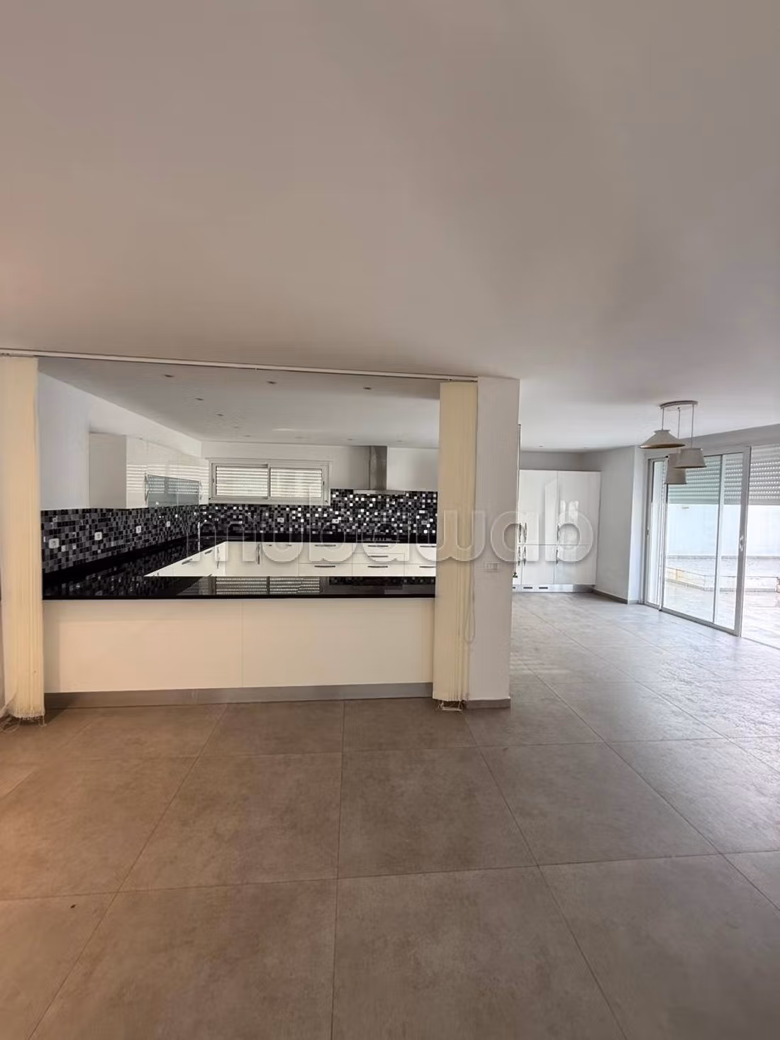 LOCATION / VENTE – Villa spacieuse à Kantaoui