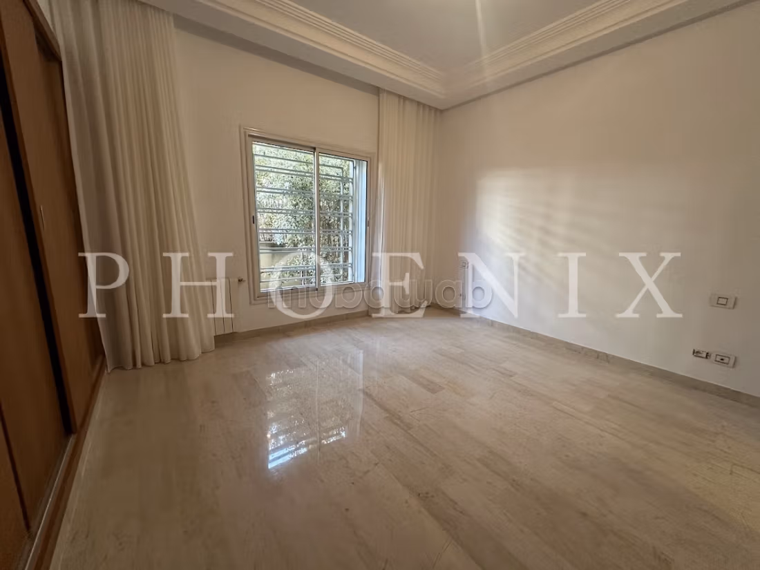 Rent an apartment in Les Berges Du Lac 2.4 lovely rooms. Reinforced door and satellite dish