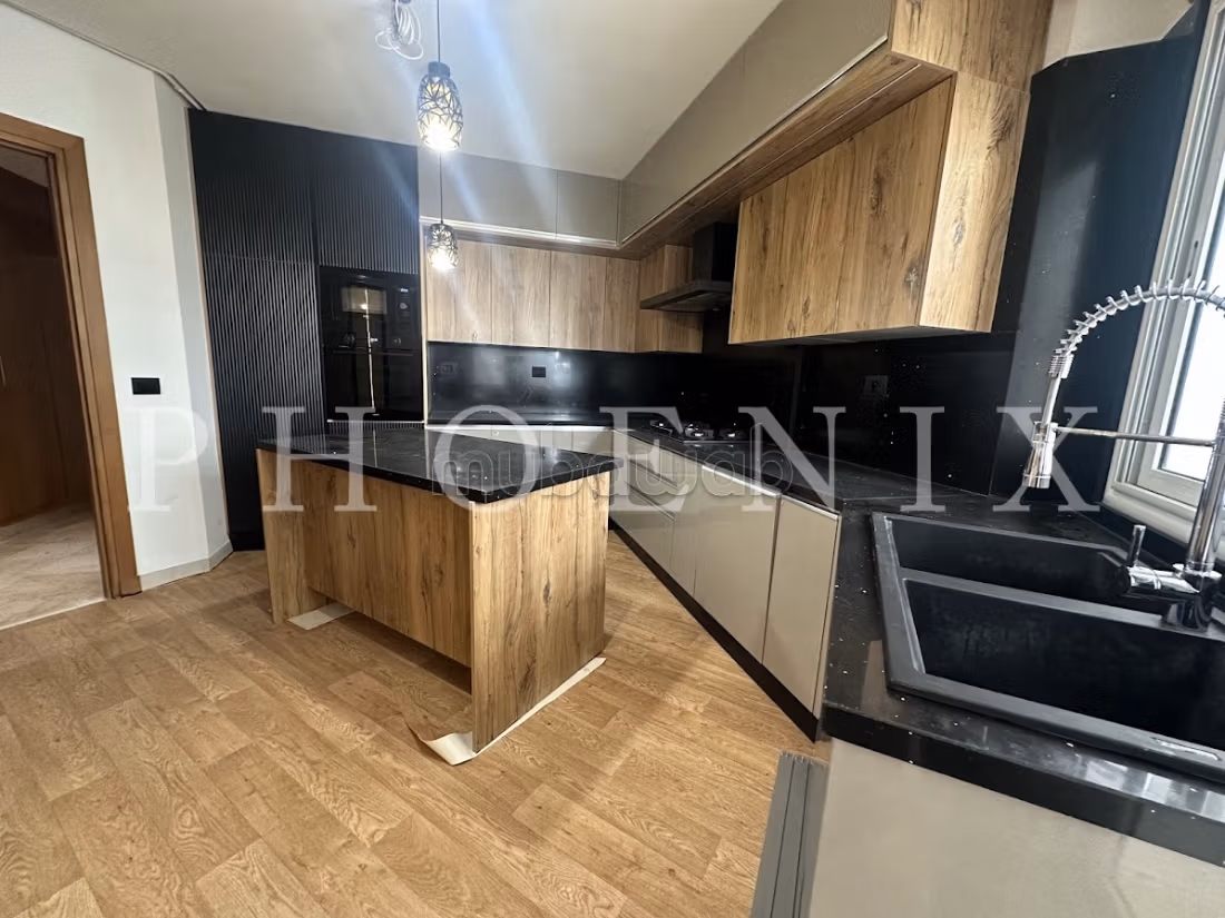 Rent an apartment in Les Berges Du Lac 2.4 lovely rooms. Reinforced door and satellite dish