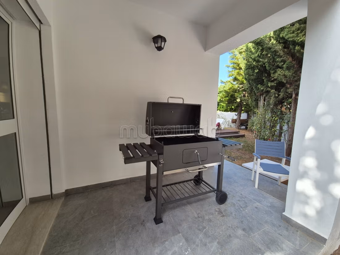 Villa rénovée S4, piscine – Jinen Hammamet