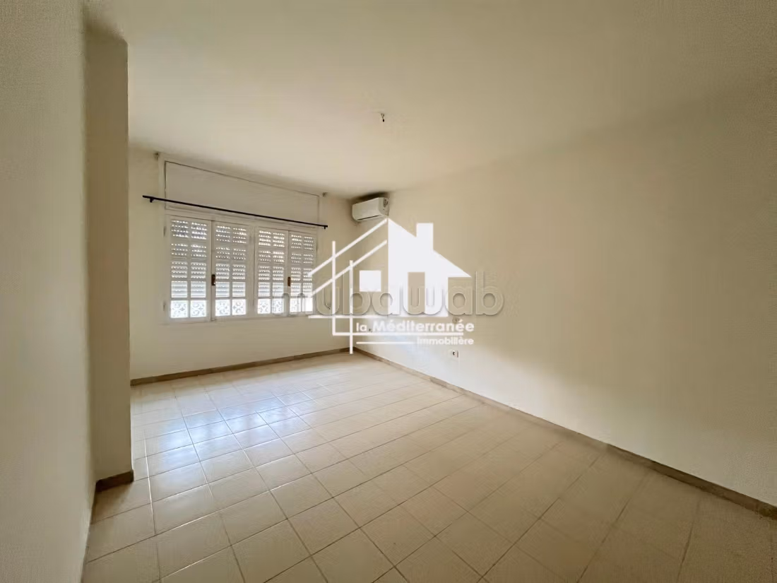 A louer un duplex s3 à la Marsa