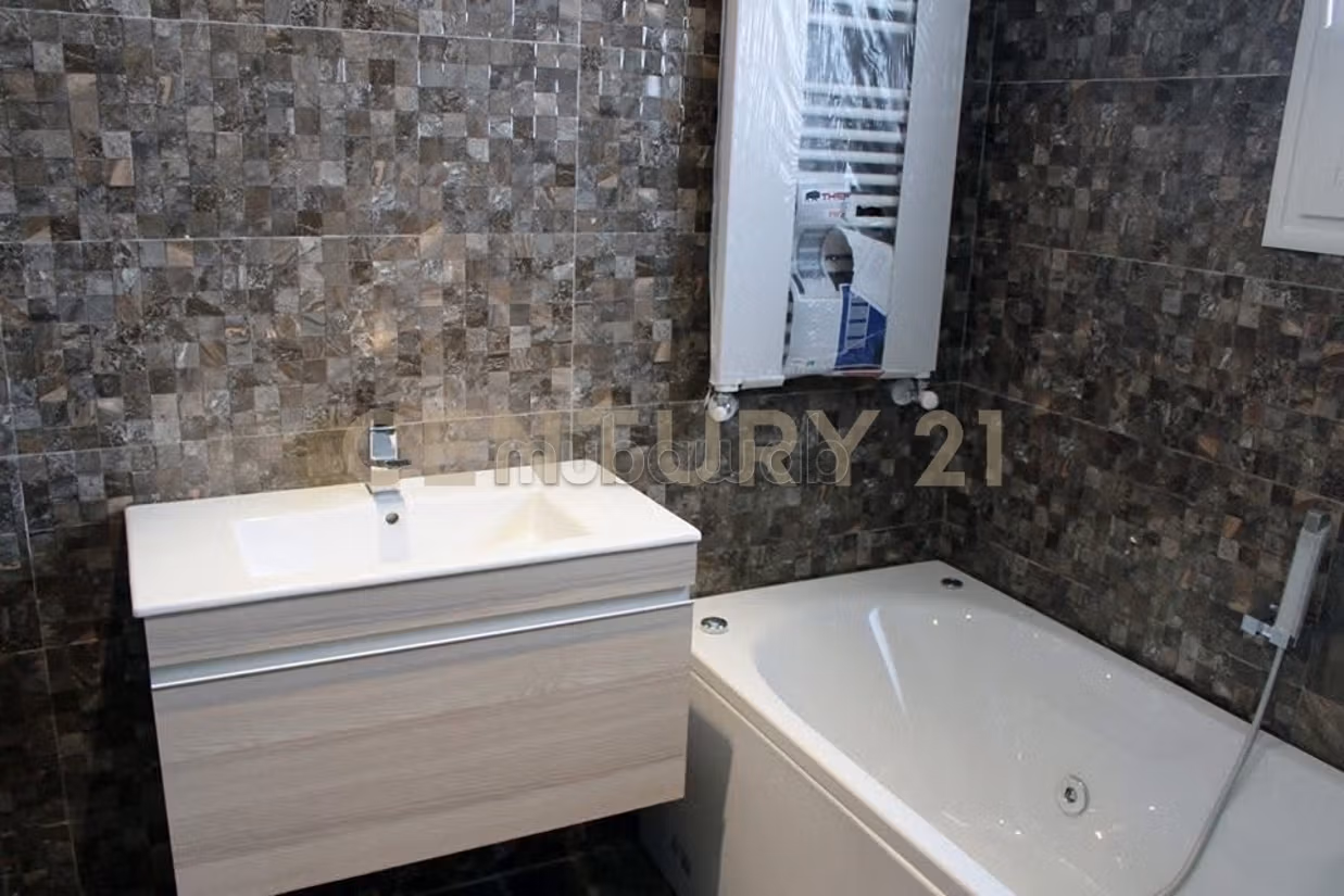 A vendre un duplex s3 à chotrana