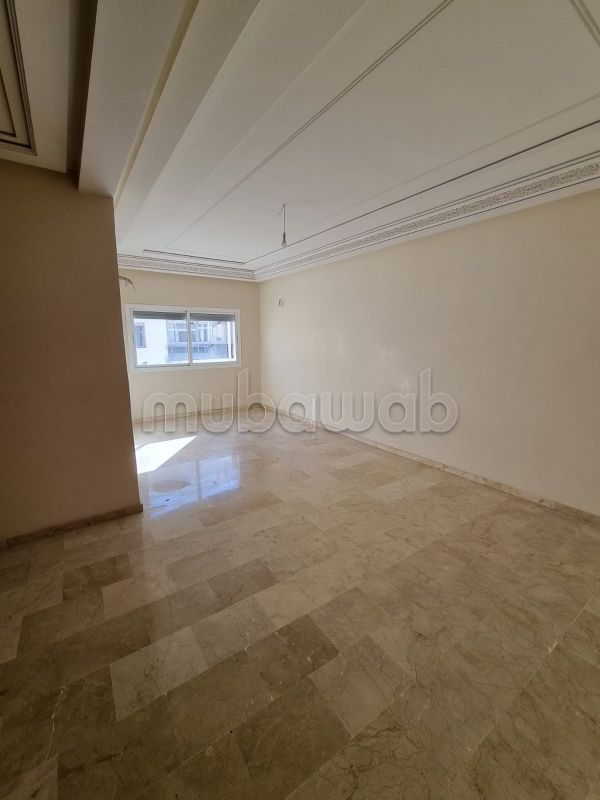 Rent this apartment in Hamria. 1 Room. Caretaker available