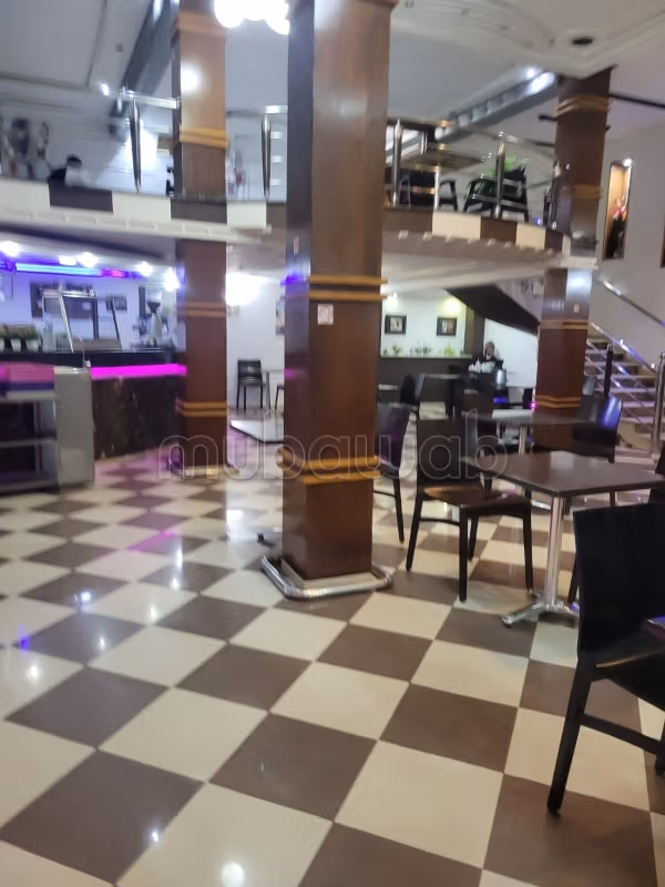 Offices & shops for sale in Hay Salam. Large area 273 m²