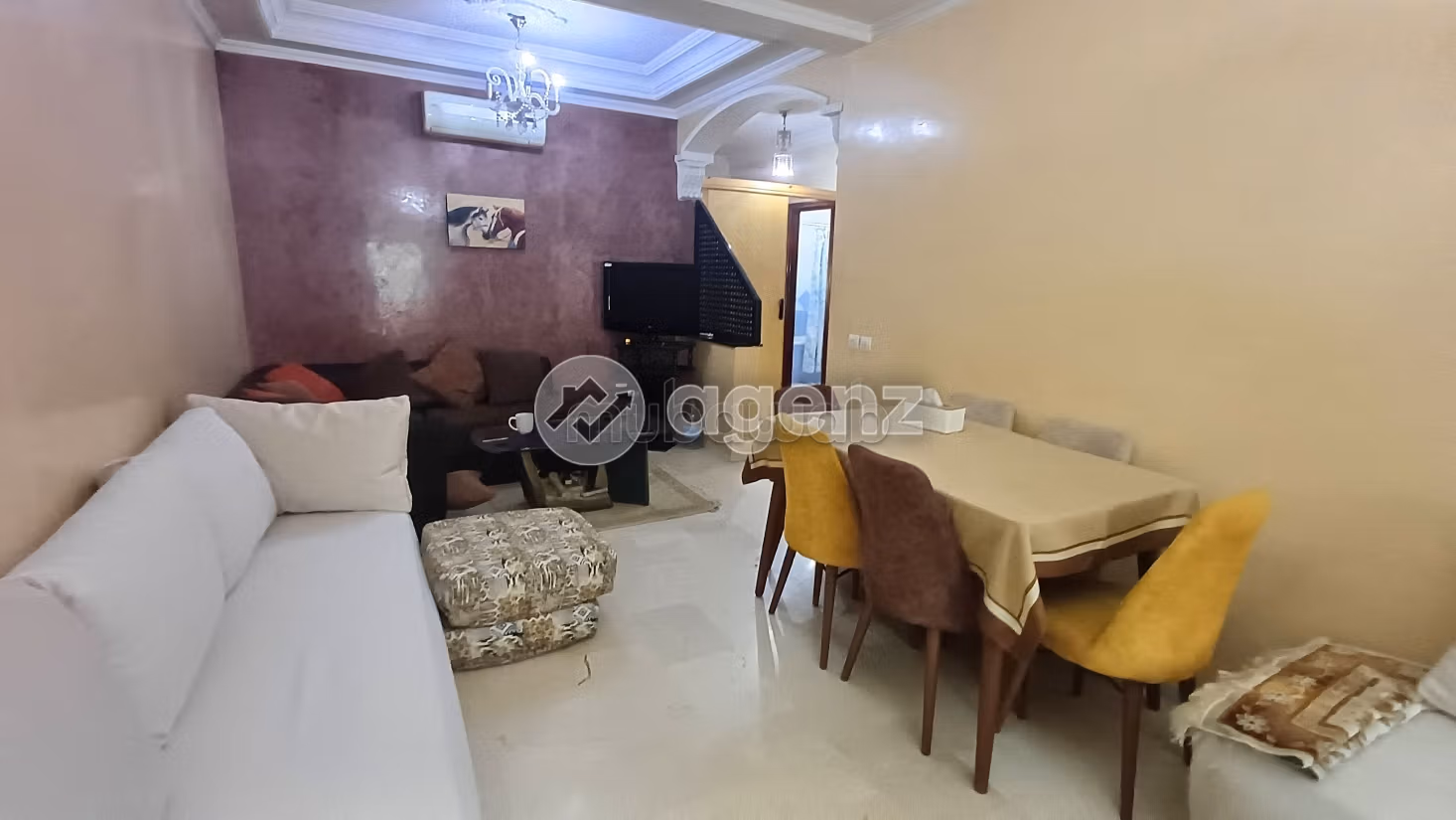 Piso en venta en Bourgogne Ouest. Area 80 m². Ascensor y garaje