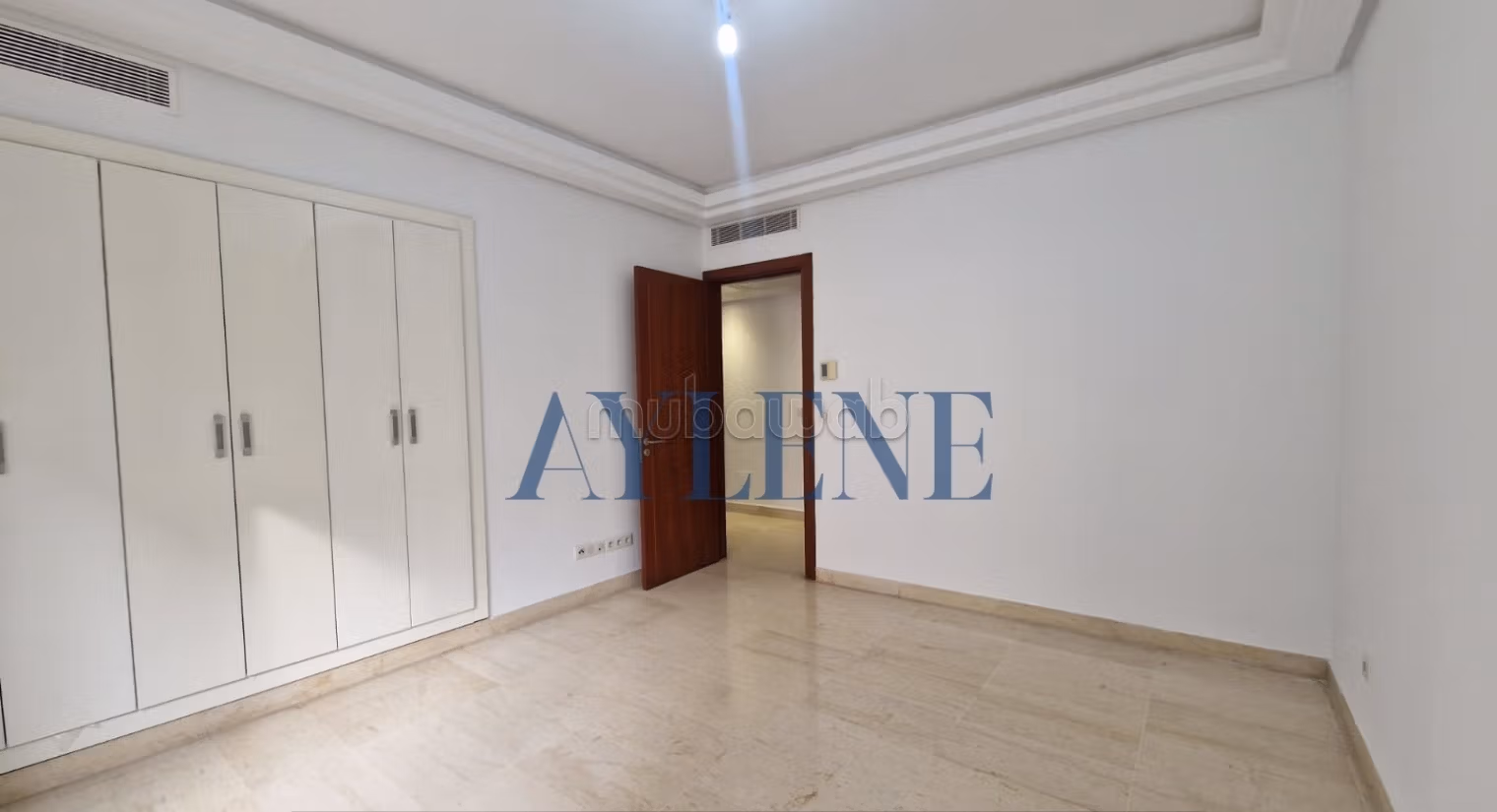 Alouer appartement S4 avec une chambre de service