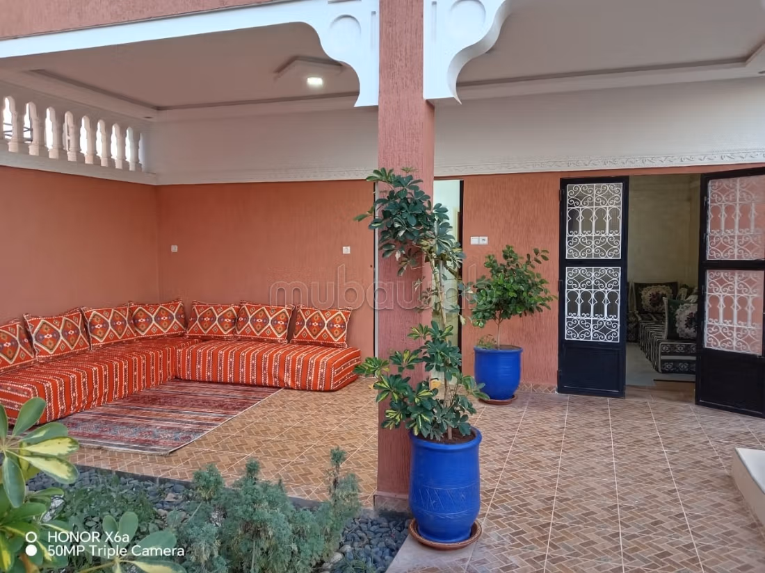 Suntuosa villa en alquiler. 4 dormitorios. Amueblado