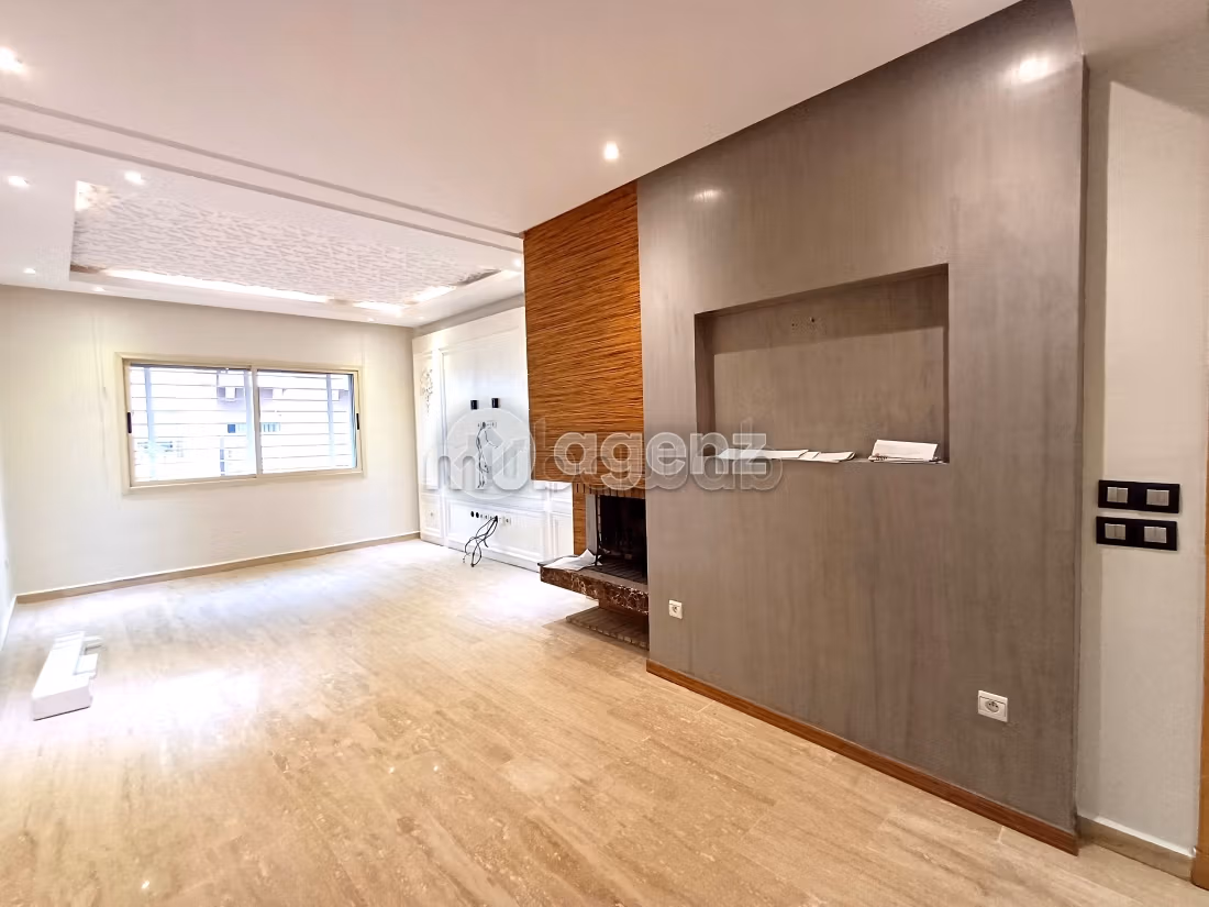 Splendido appartamento da acquistare a Nassim 1. Superficie di 108 m². Ascensore e garage