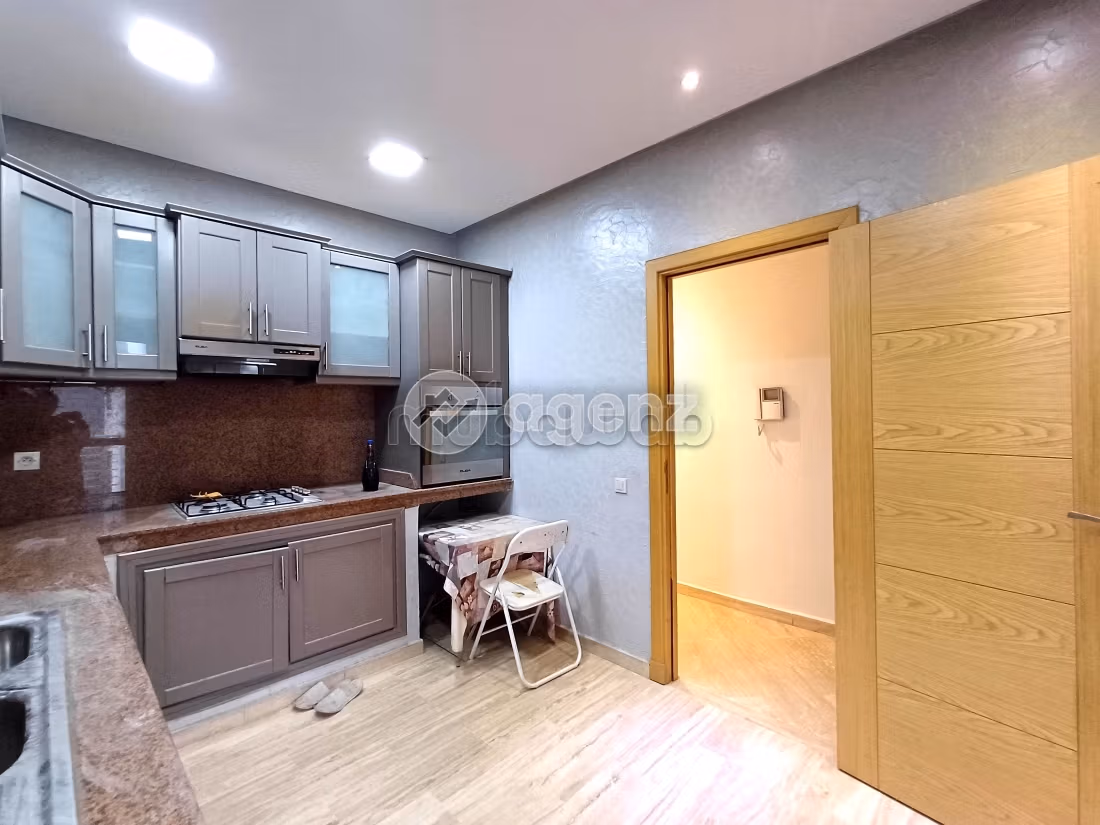 Splendido appartamento da acquistare a Nassim 1. Superficie di 108 m². Ascensore e garage
