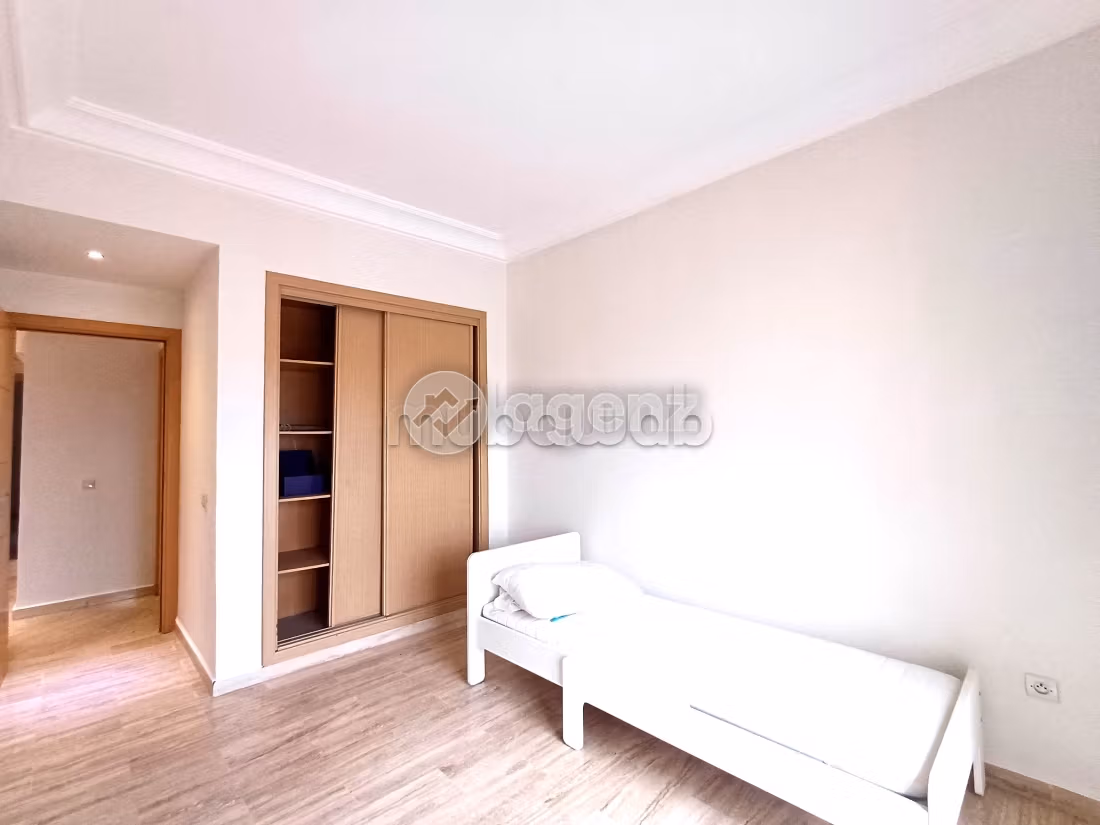 Splendido appartamento da acquistare a Nassim 1. Superficie di 108 m². Ascensore e garage