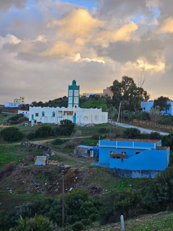 Land kopen. Totale oppervlakte 100 m²
