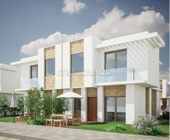 Esplendida villa en venta. Dimensión 110 m². Vista frente al mar