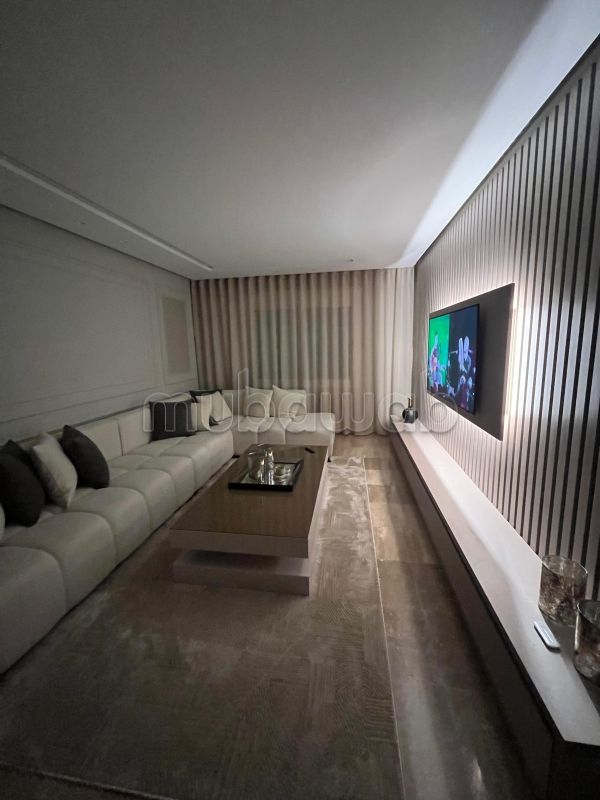 Luxueux appartement à louer de 2 chambres