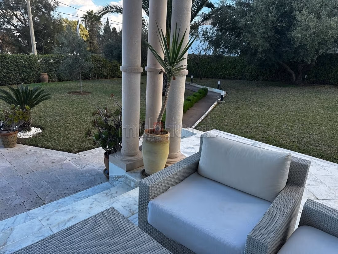 Magnifica casa di lusso in affitto a Mutuelle Ville. Superficie totale 1500 m². Ammobiliato