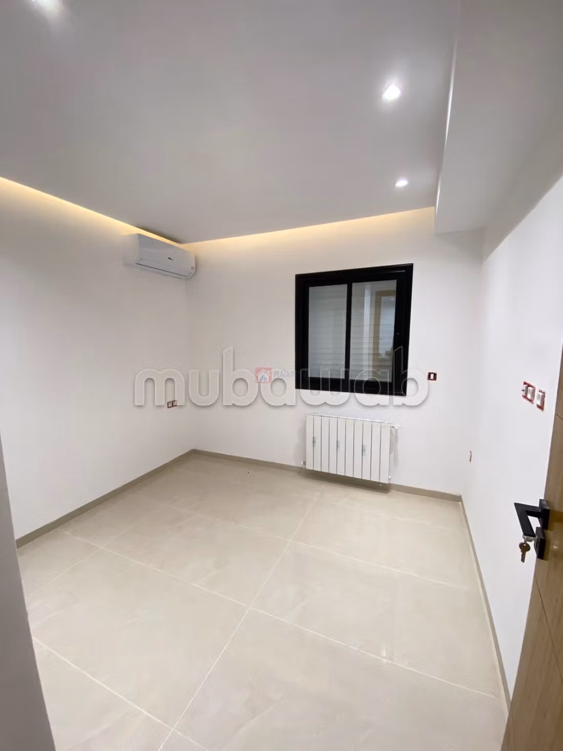 Vendita di uno splendido appartamento a Gammarth Supérieur. 3 camere. Giardino e posto auto