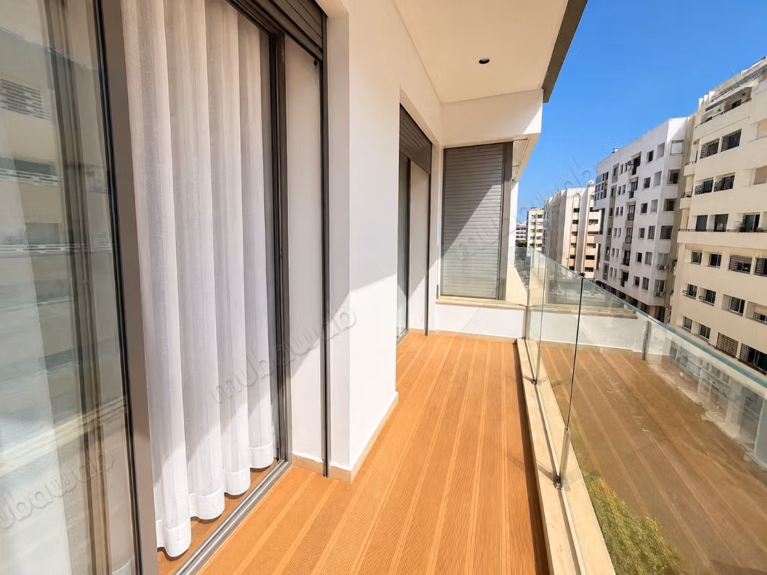 Racine/Appartement à louer meublé NEUF 165m² 3ch