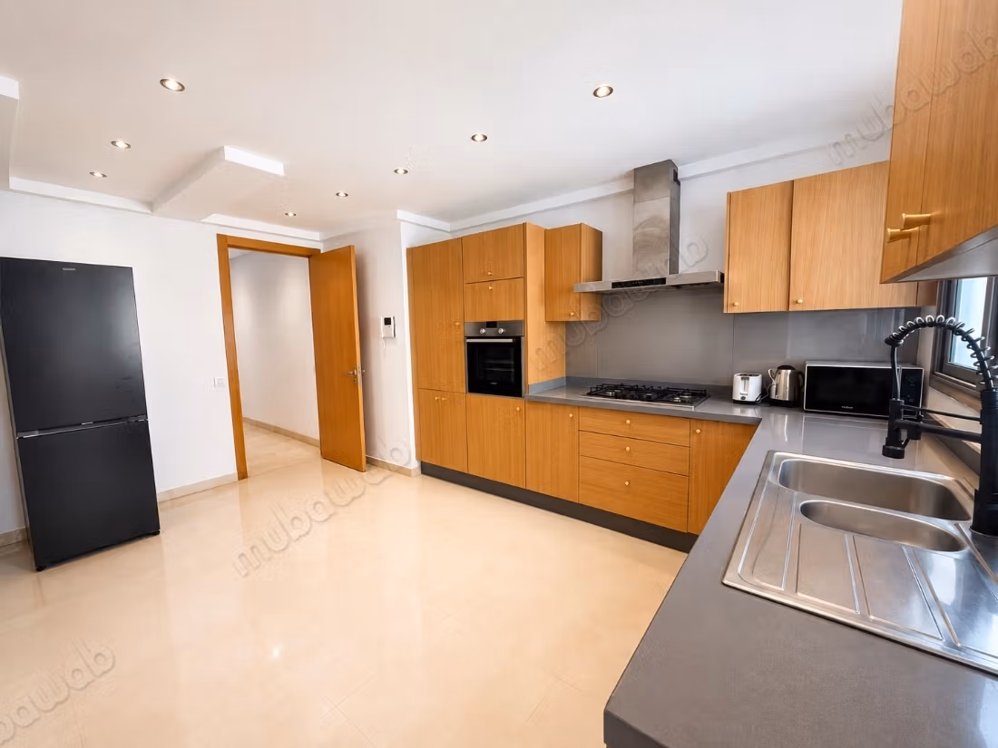 Racine/Appartement à louer meublé NEUF 165m² 3ch