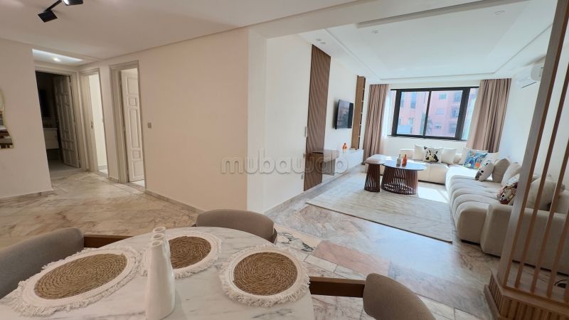 Vendita di un bell'appartamento a Guéliz. Superficie totale 105 m². Arredato