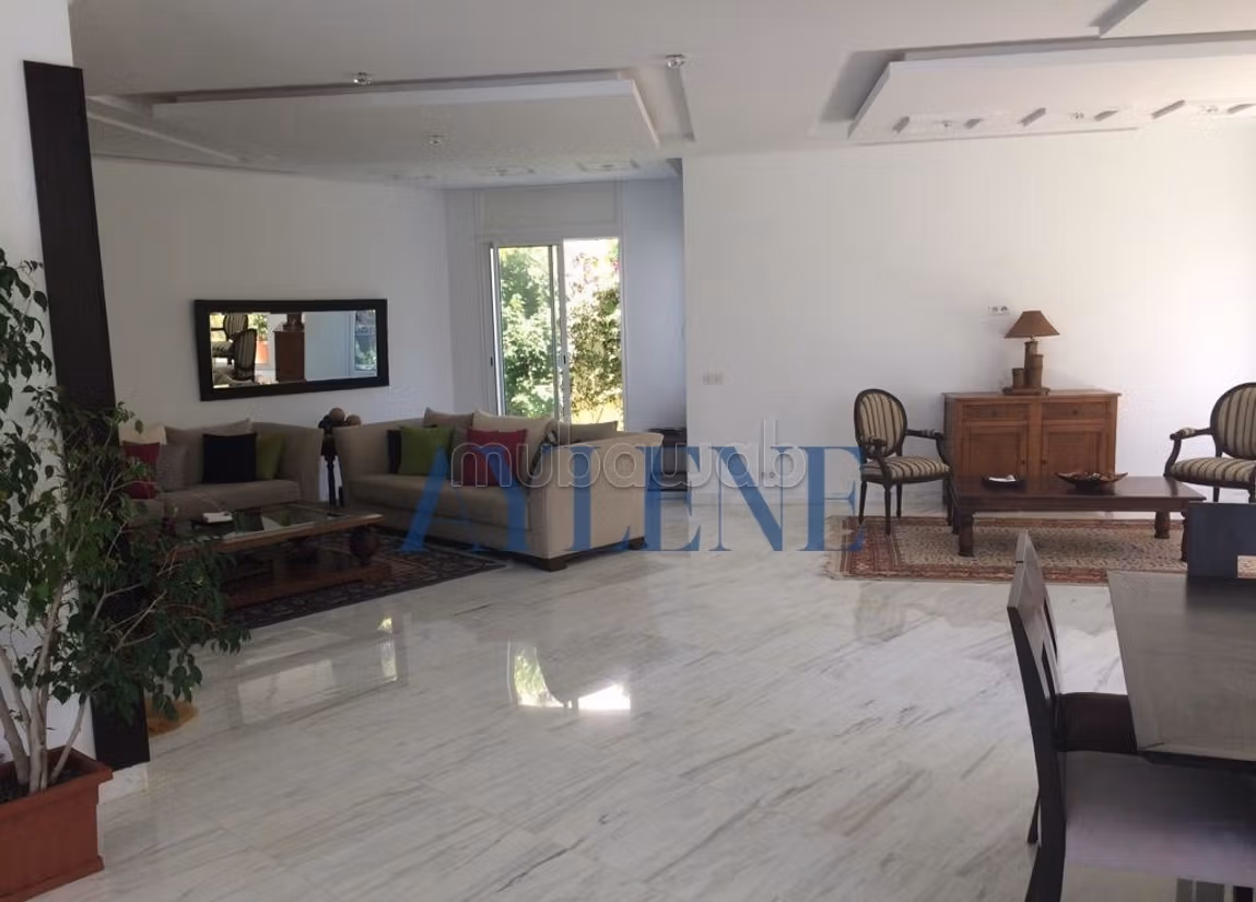 Une villa s5 avec piscine à la Marsa
