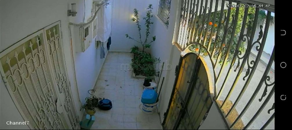 Maison à deux façades