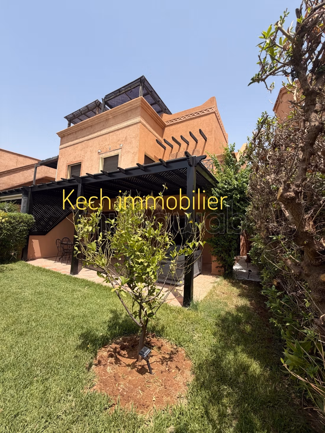 Joli appartement 1 chambre meublé avec terrasse — 6