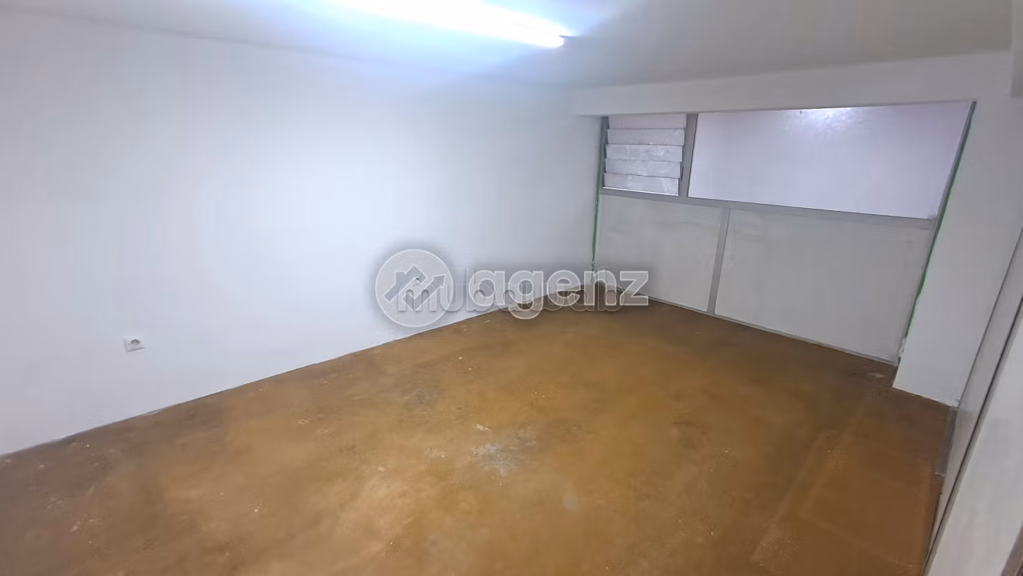 Commerce à louer 161 m² Alsace Lorraine Casablanca