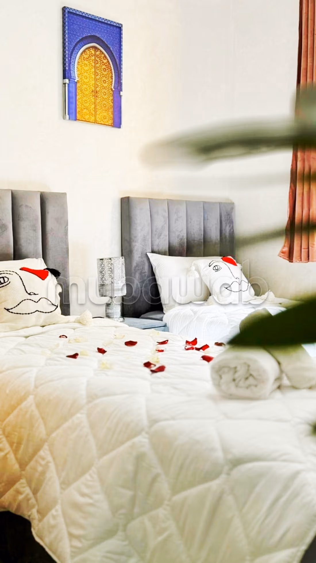Moderne et chic Appartement bien meublé, près de l'aéroport — 3