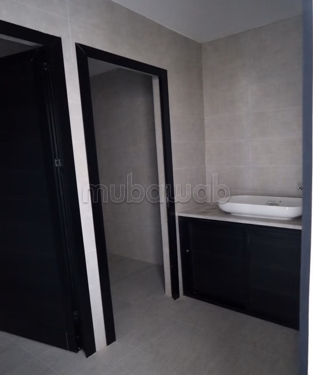 Local commercial & administratif Charguia 1