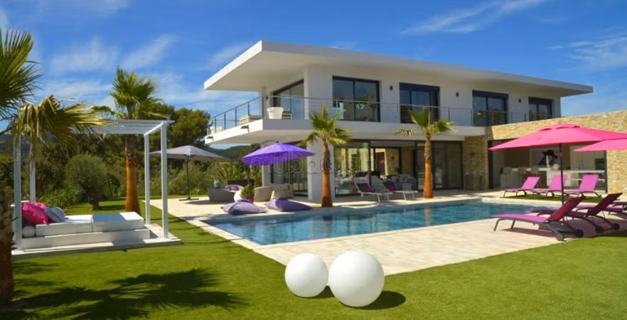 Lot de terrain pour villa à vendre à Bouskoura