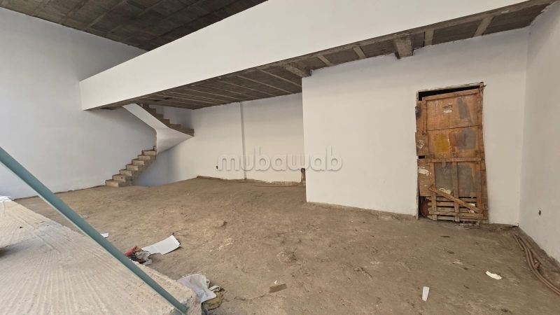 Offices & shops for sale in Les princesses. Area 183 m²