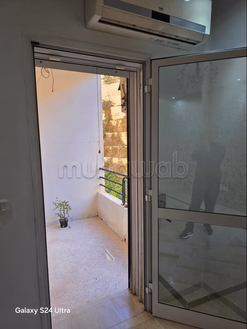 A vendre s3 résidence essafa belle vue