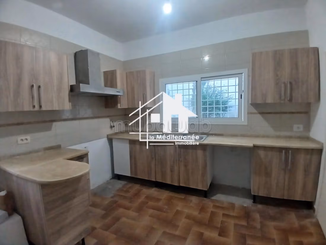 A louer une villa s4 à Gammarth