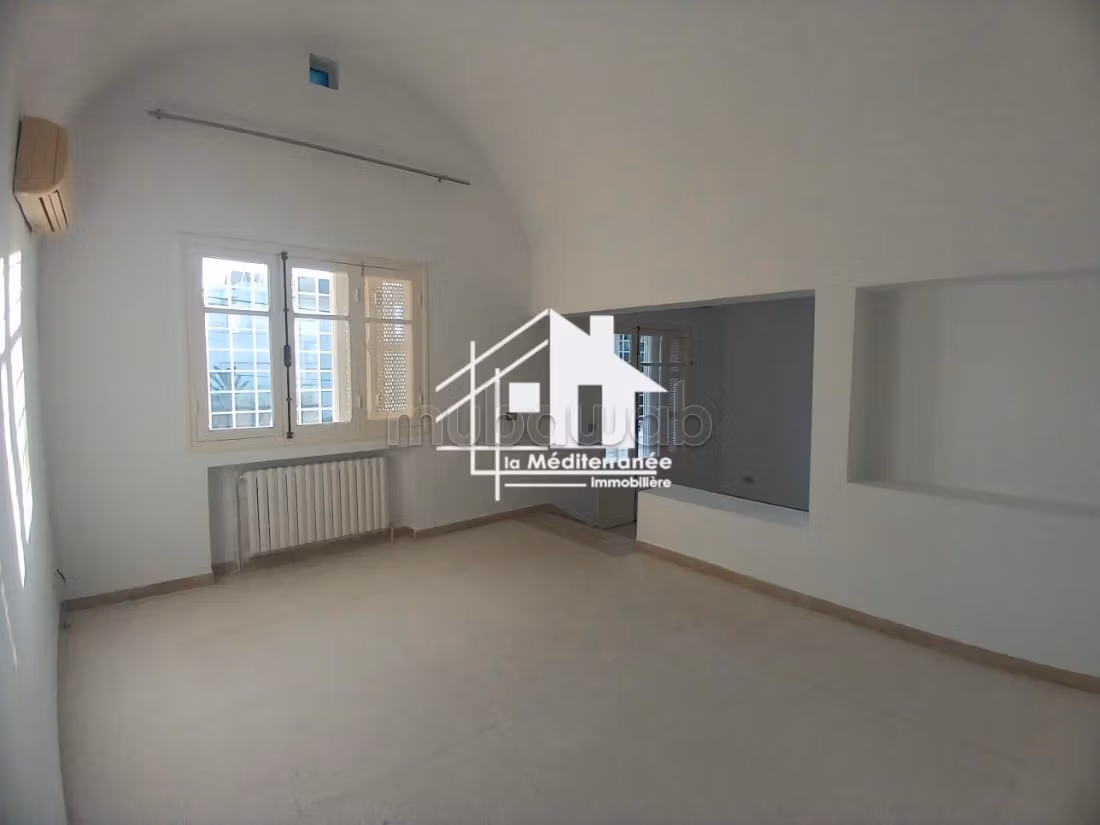 A louer une villa s4 à Gammarth
