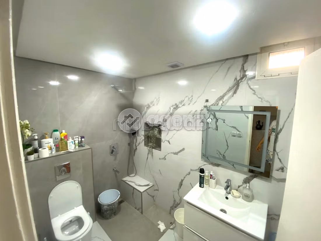 Appartement 76 m² à Zone Industrielle Oukacha — 4