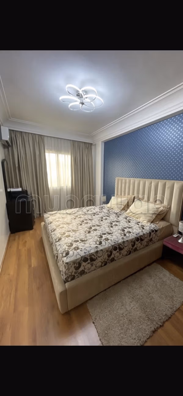 شقة جميلة للكراء بأنفا. 2 قطع مريحة. مفروشة