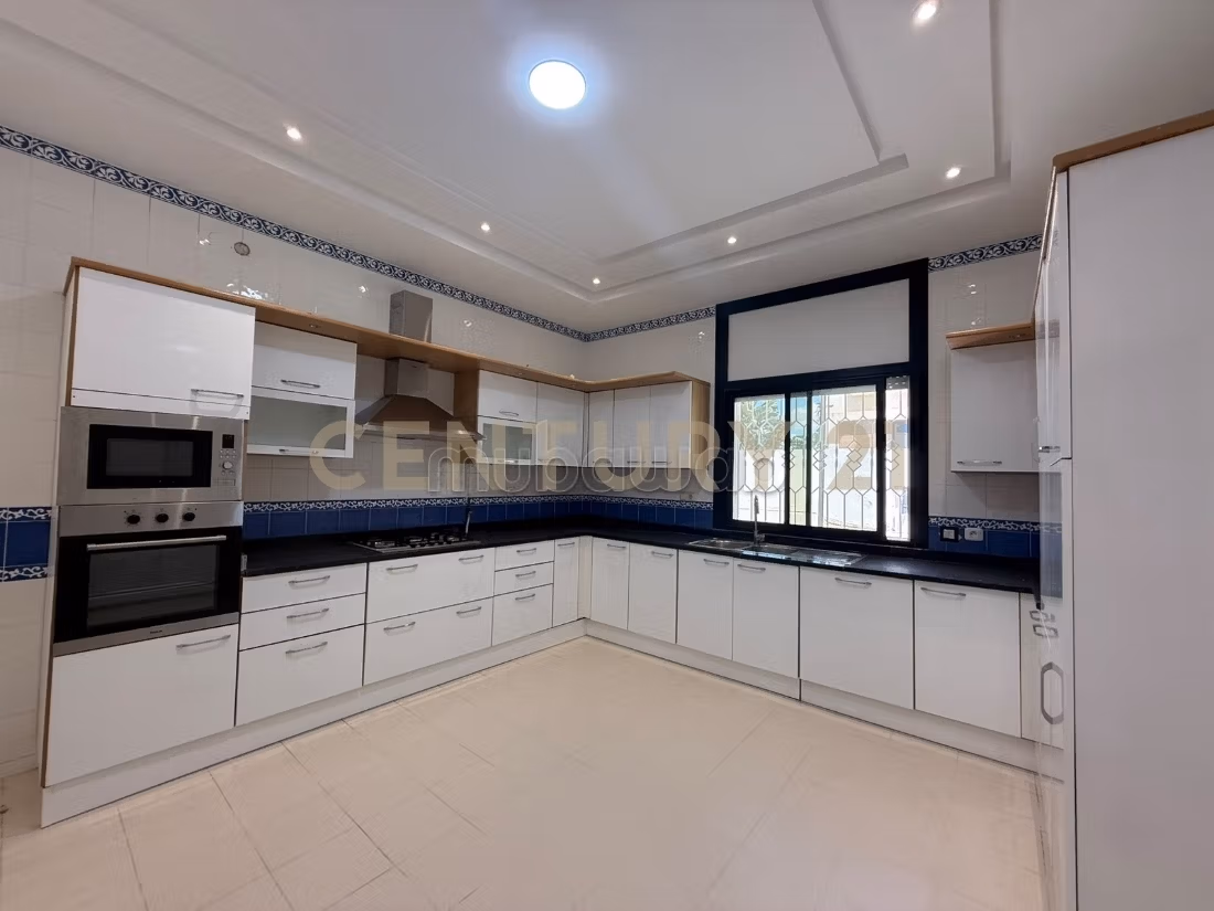 À LOUER – Villa S5 au Lac 1