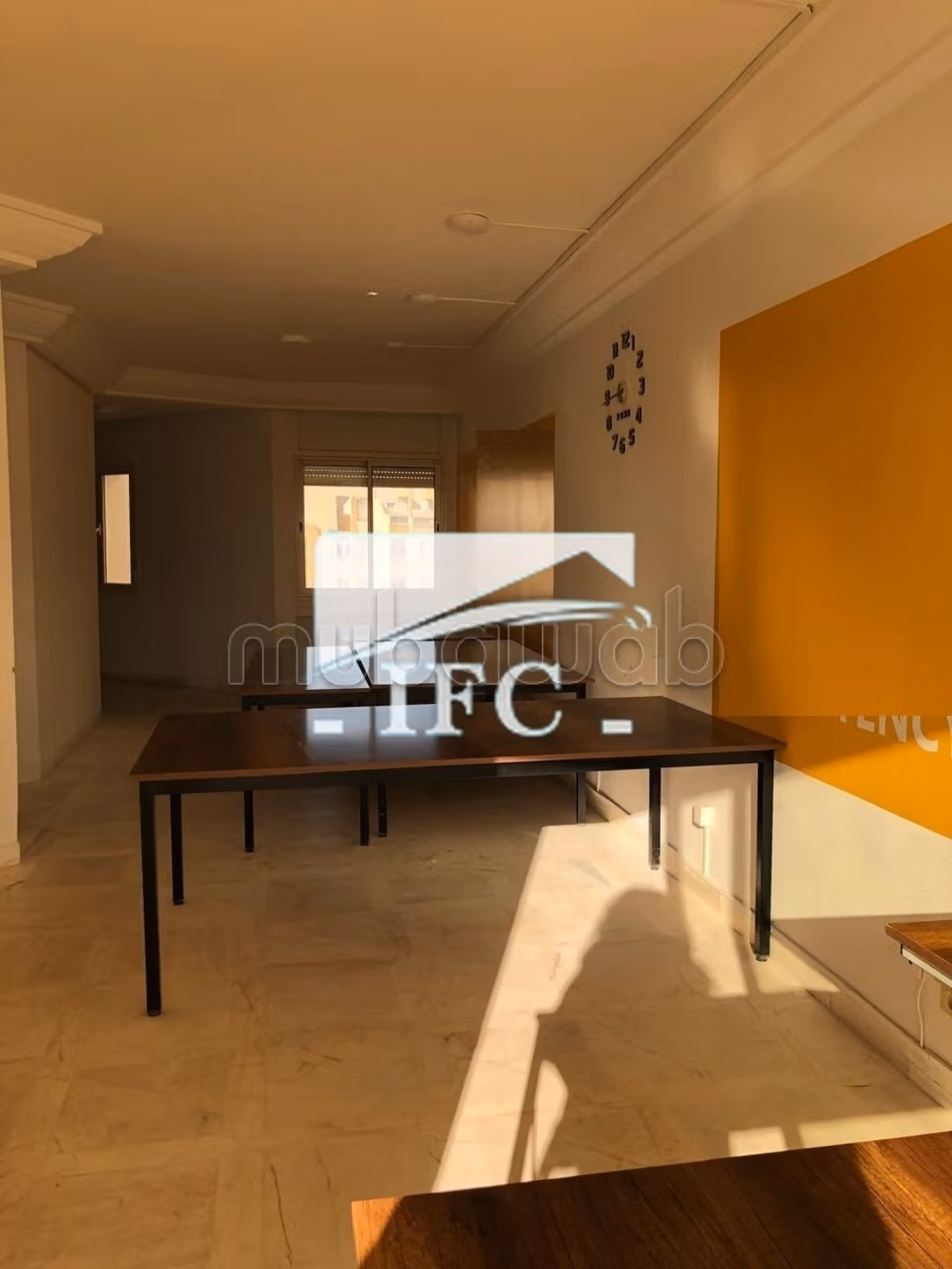 Bureau en 3 espaces 100m² CUN IFCU216
