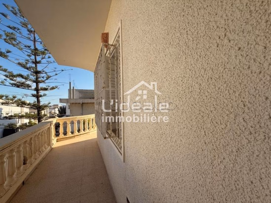 Affitta casa a Hammamet. 5 ampi locali. Ammobiliato