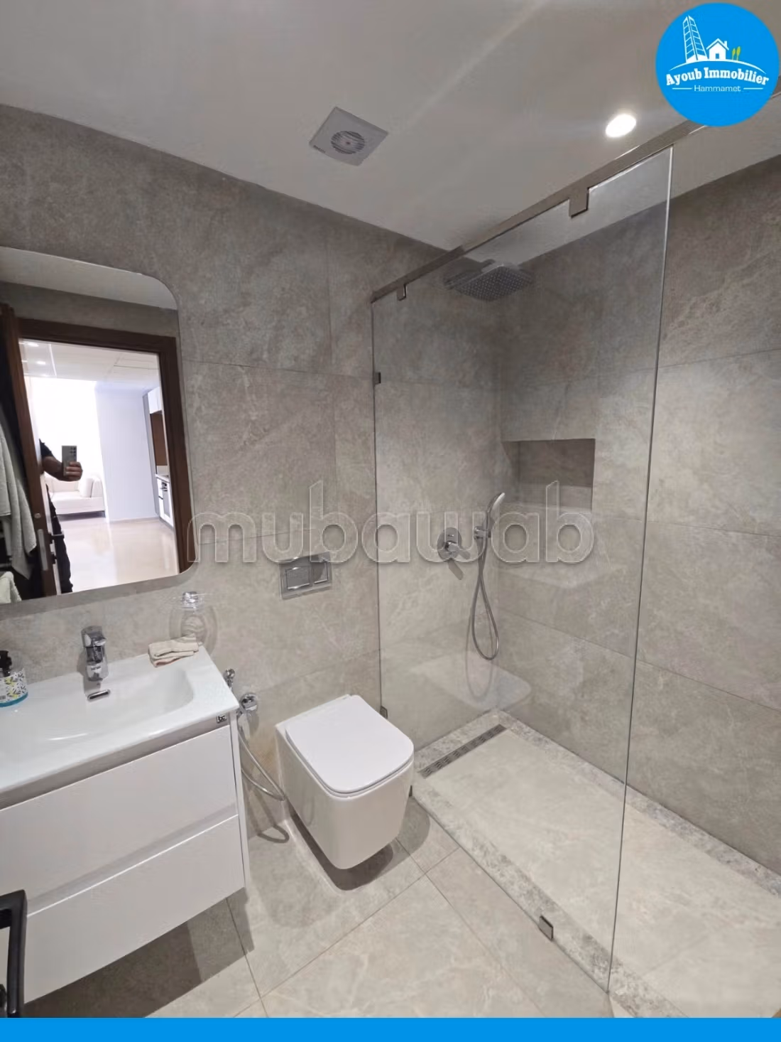 A louer appartement à Hammamet zone miramar