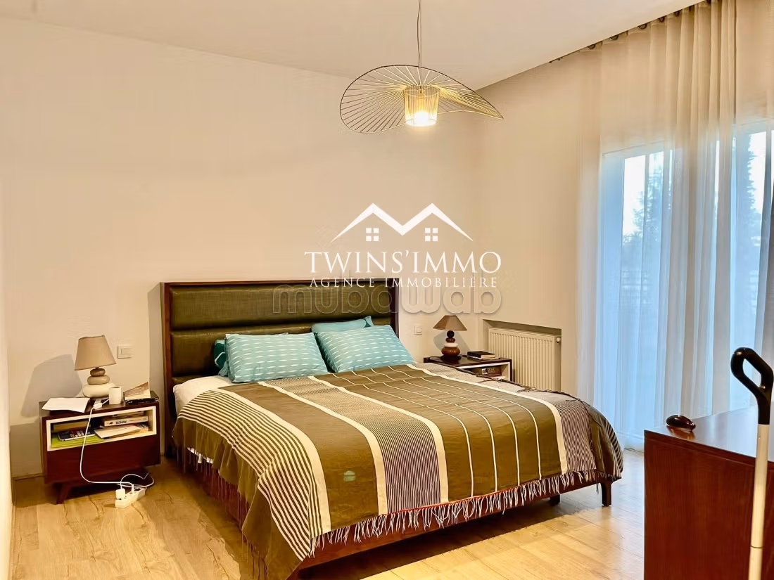Bellissimo appartamento in affitto a Sidi Daoued. Superficie di 160 m². Ammobiliato