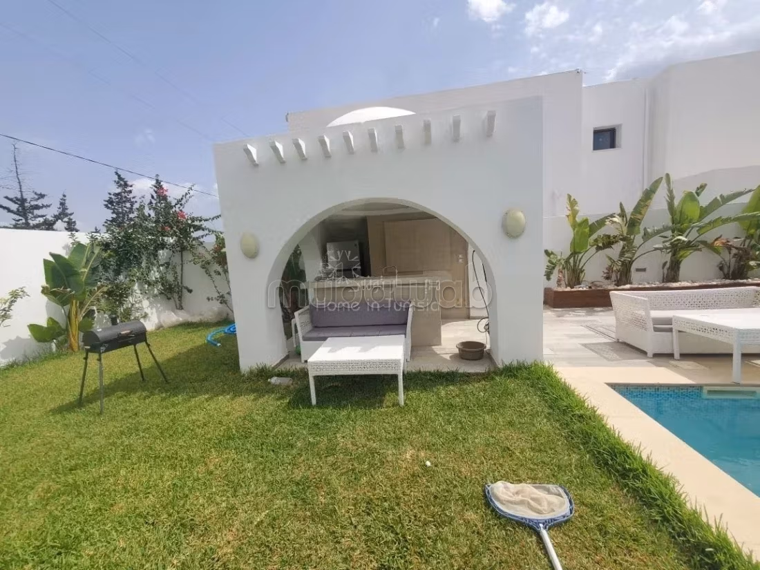 À LOUER Belle Villa à Hammamet 4000 DT/mois