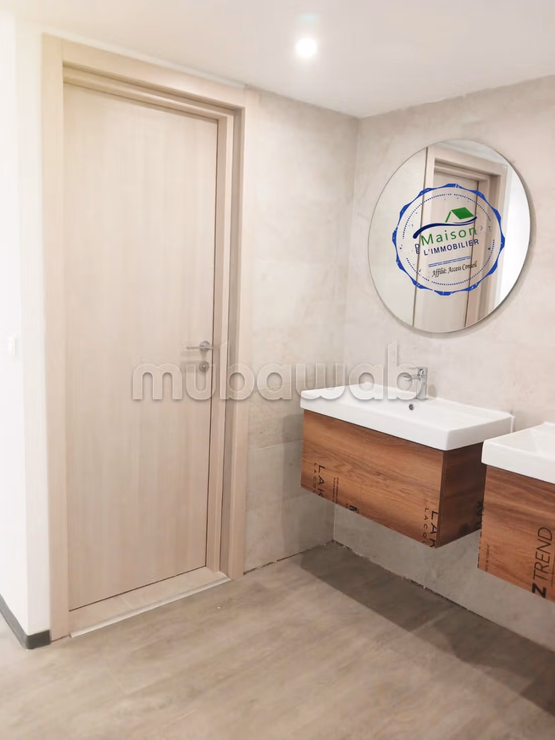For rent: a renovated 440 m² space in the North Urban Center